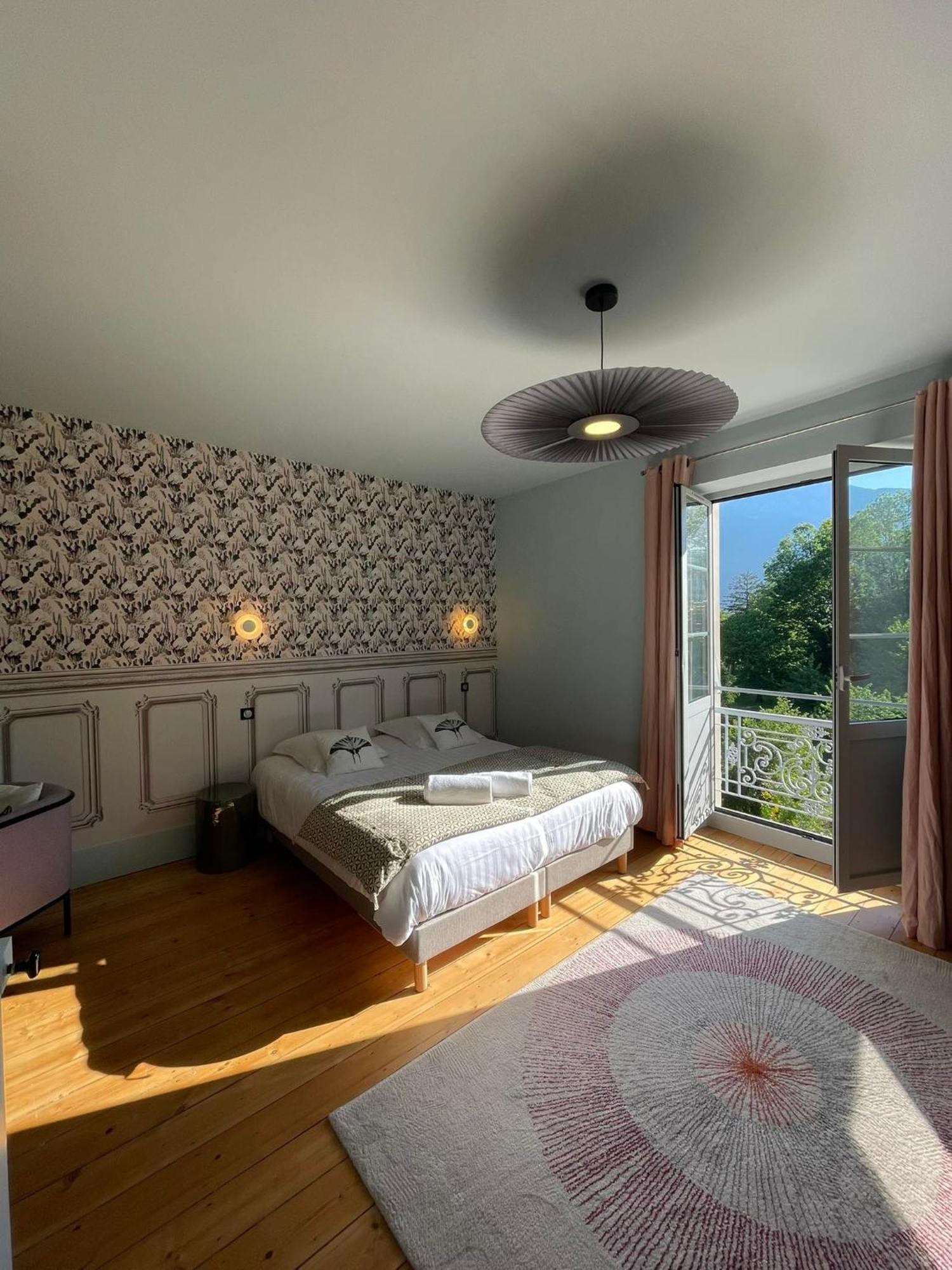 Domaine Clairfontaine Noyarey - Suites Junior Bagian luar foto