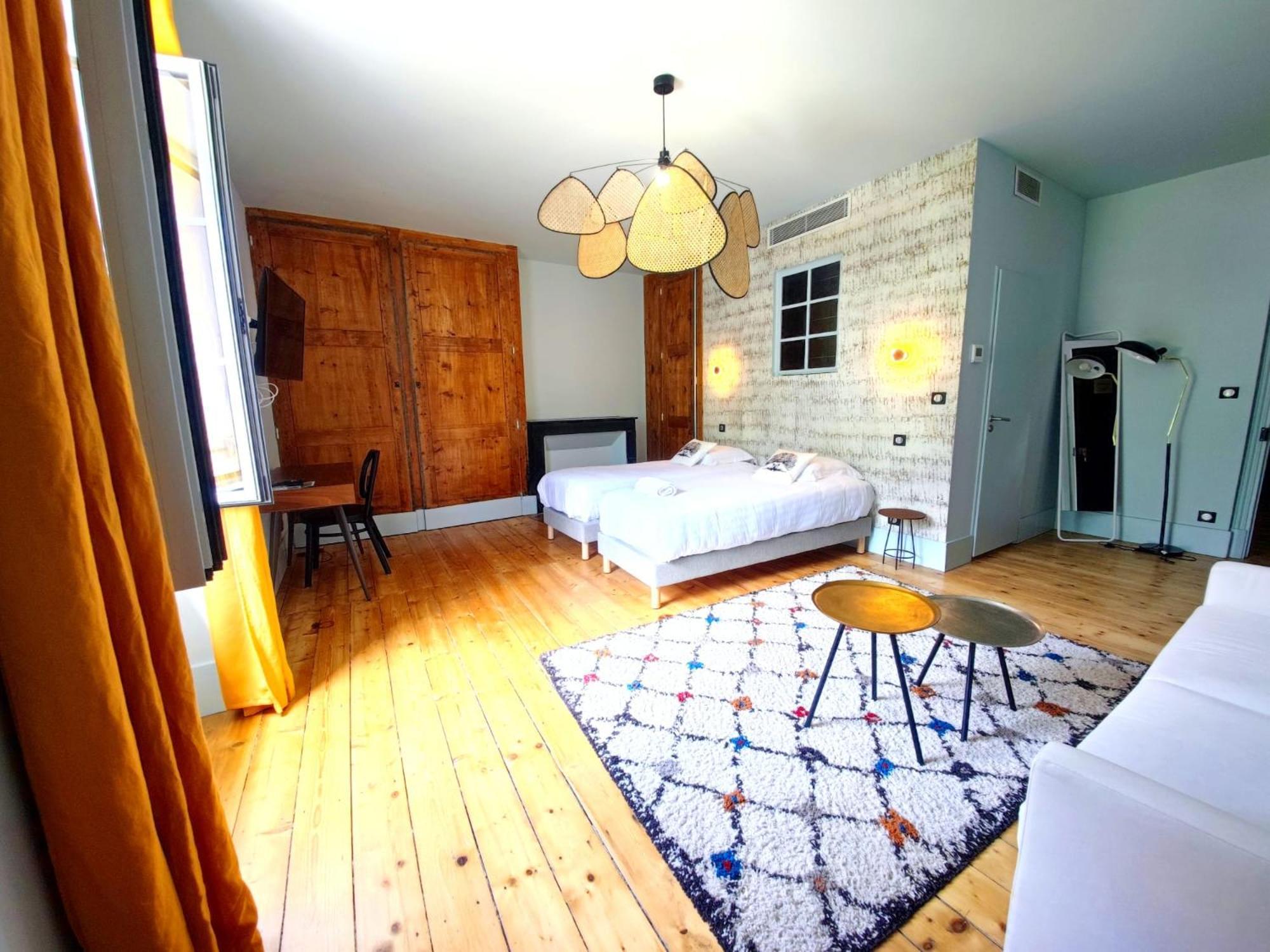 Domaine Clairfontaine Noyarey - Suites Junior Bagian luar foto
