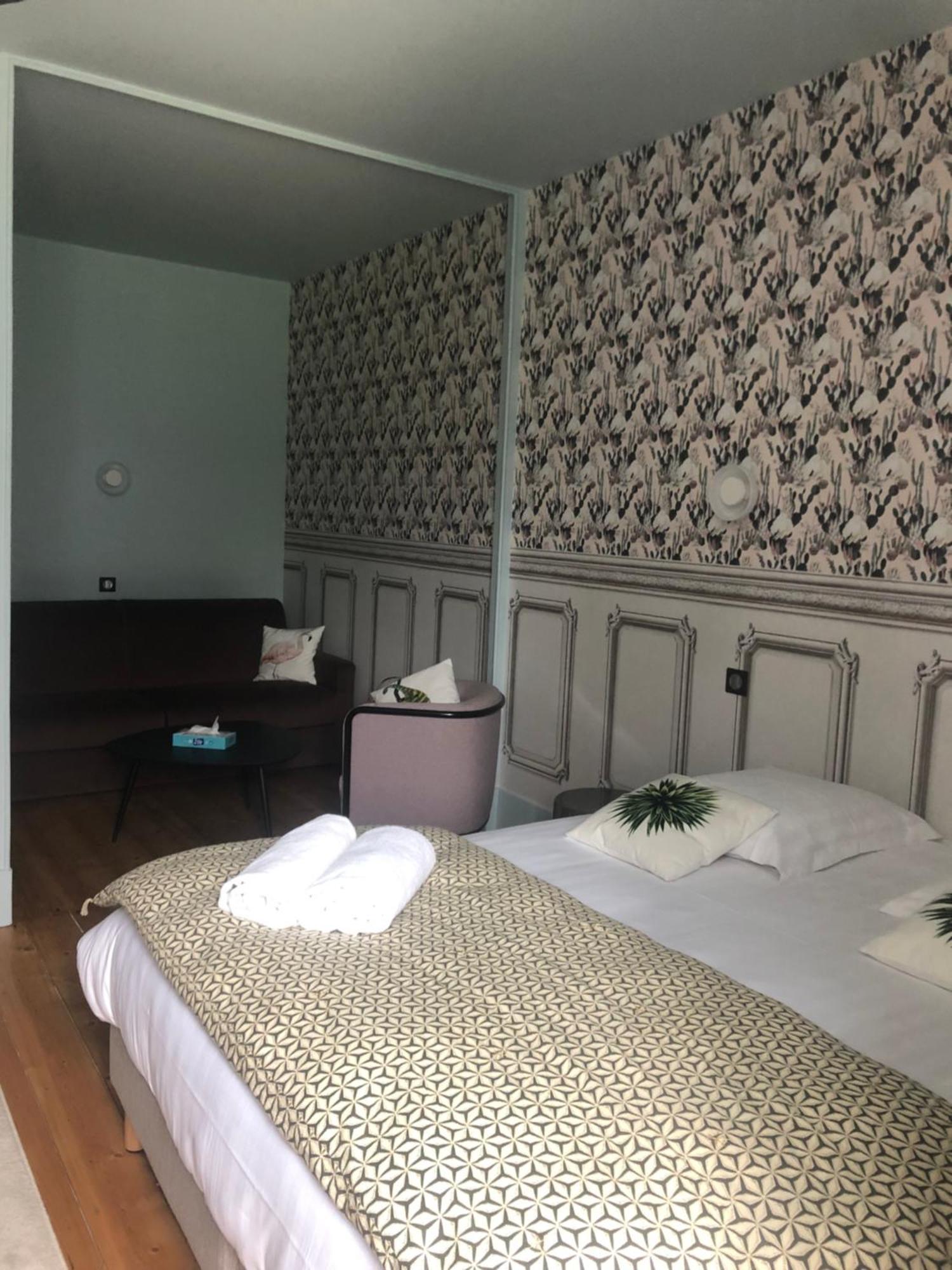 Domaine Clairfontaine Noyarey - Suites Junior Bagian luar foto