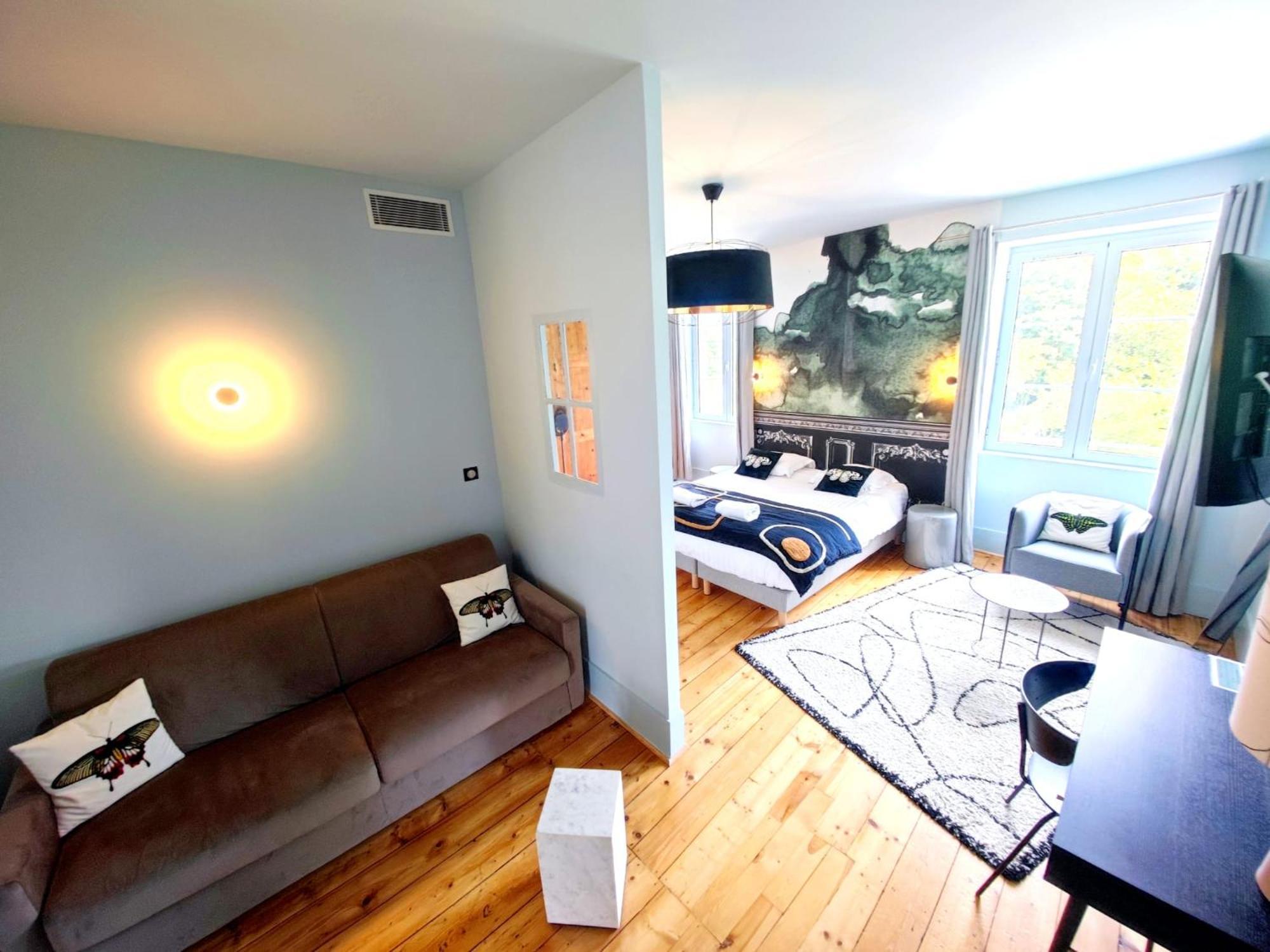 Domaine Clairfontaine Noyarey - Suites Junior Bagian luar foto